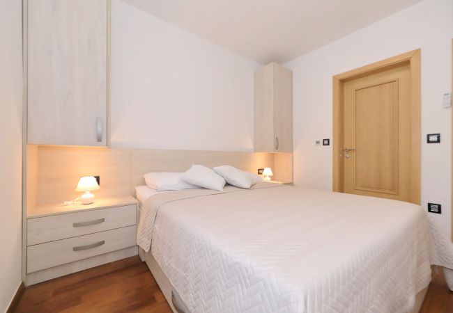 Ferienwohnung in Zadar - Villa Leda- apartment with private pool and garden Ferienwohnung in Zadar - Villa Leda- apartment with private pool and garden