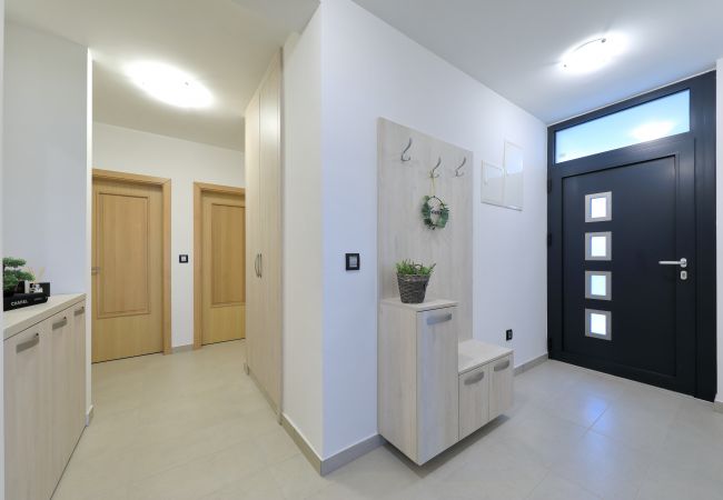 Ferienwohnung in Zadar - Villa Leda- apartment with private pool and garden Ferienwohnung in Zadar - Villa Leda- apartment with private pool and garden