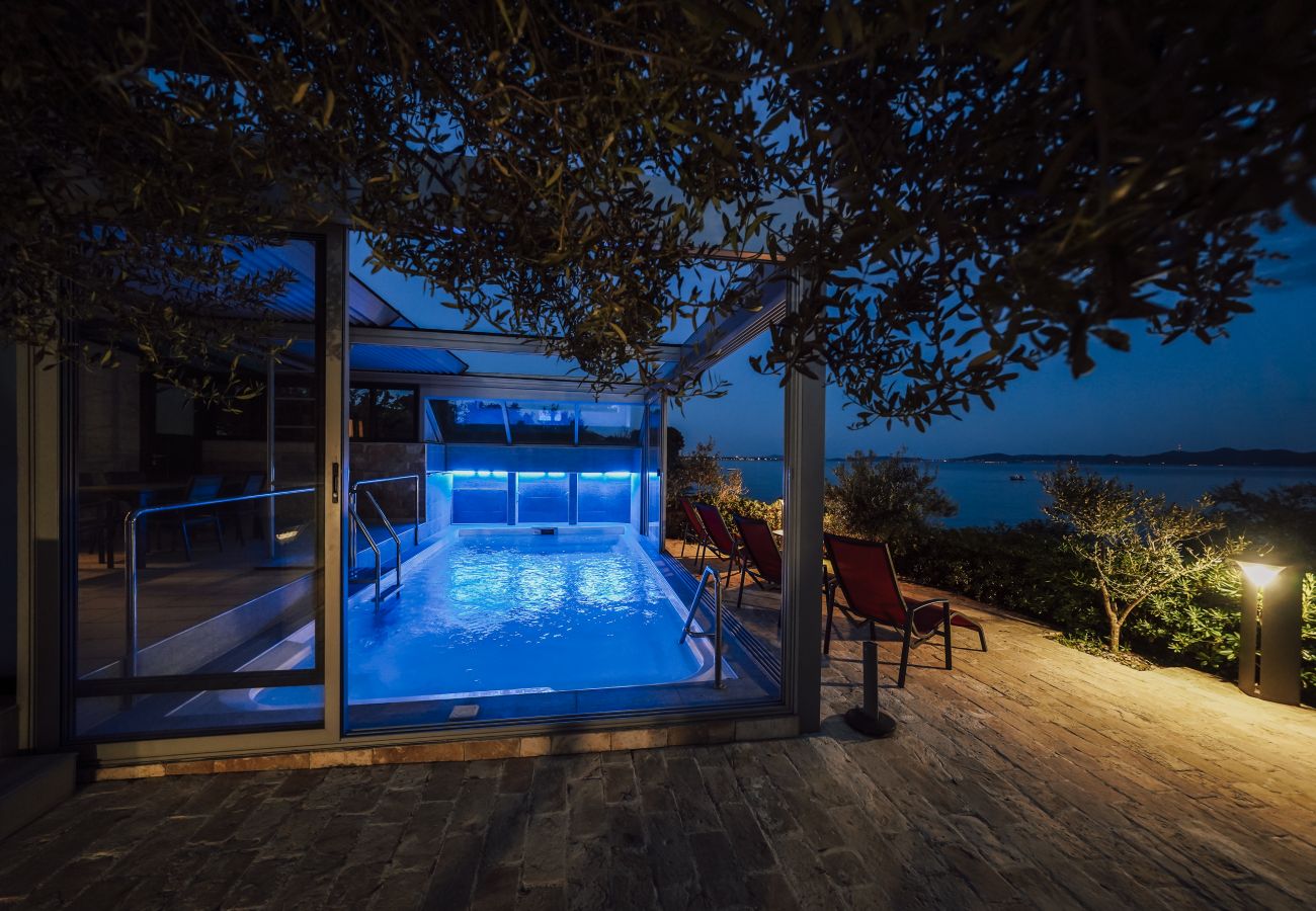 Ferienwohnung in Zadar - Villa Leda- apartment with private pool and garden