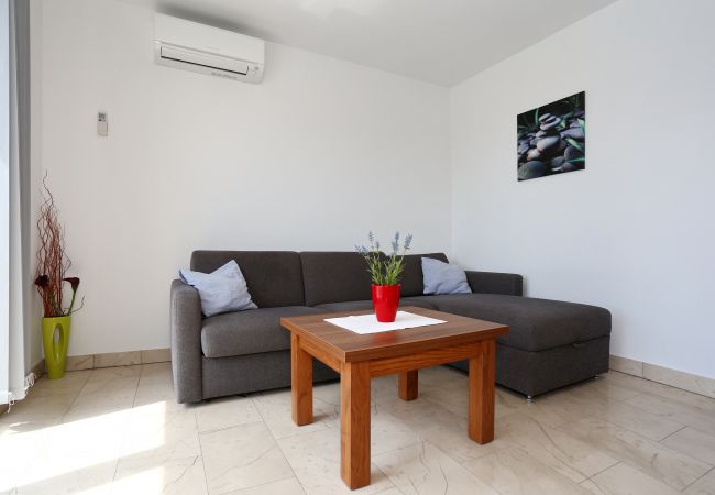 Ferienwohnung in Zadar - Sunadria Apartments B3- one bedroom