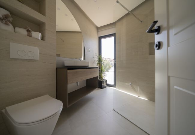 Ferienwohnung in Bibinje - DʻArt Villa Apartment A3- two bedroom first floor Ferienwohnung in Bibinje - DʻArt Villa Apartment A3- two bedroom first floor