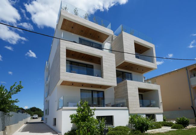 Ferienwohnung in Bibinje - DʻArt Villa Apartment A3- two bedroom first floor Ferienwohnung in Bibinje - DʻArt Villa Apartment A3- two bedroom first floor