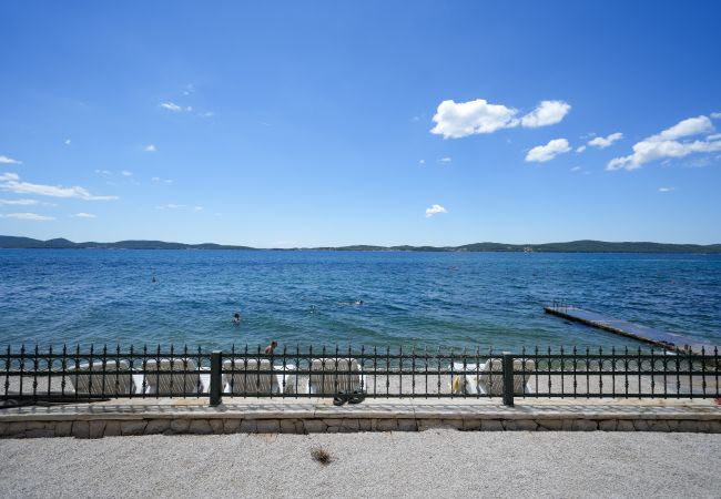 Ferienwohnung in Bibinje - DʻArt Villa Apartment A3- two bedroom first floor Ferienwohnung in Bibinje - DʻArt Villa Apartment A3- two bedroom first floor