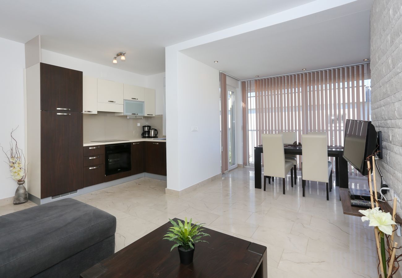 Ferienwohnung in Zadar - Sunadria Apartments-A4 one bedroom