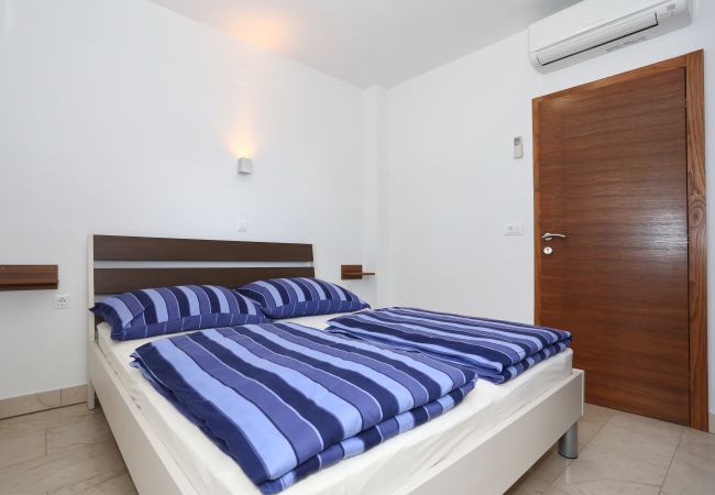 Ferienwohnung in Zadar - Sunadria Apartments B2- two bedroom