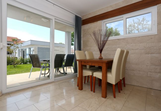 Ferienwohnung in Zadar - Sunadria Apartments B2- two bedroom