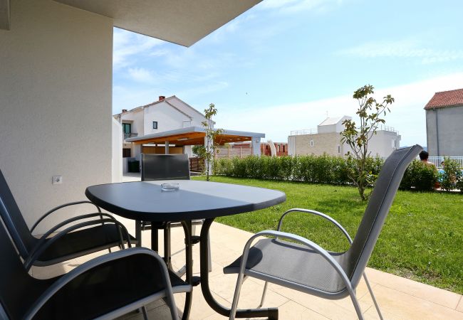 Ferienwohnung in Zadar - Sunadria Apartments B2- two bedroom