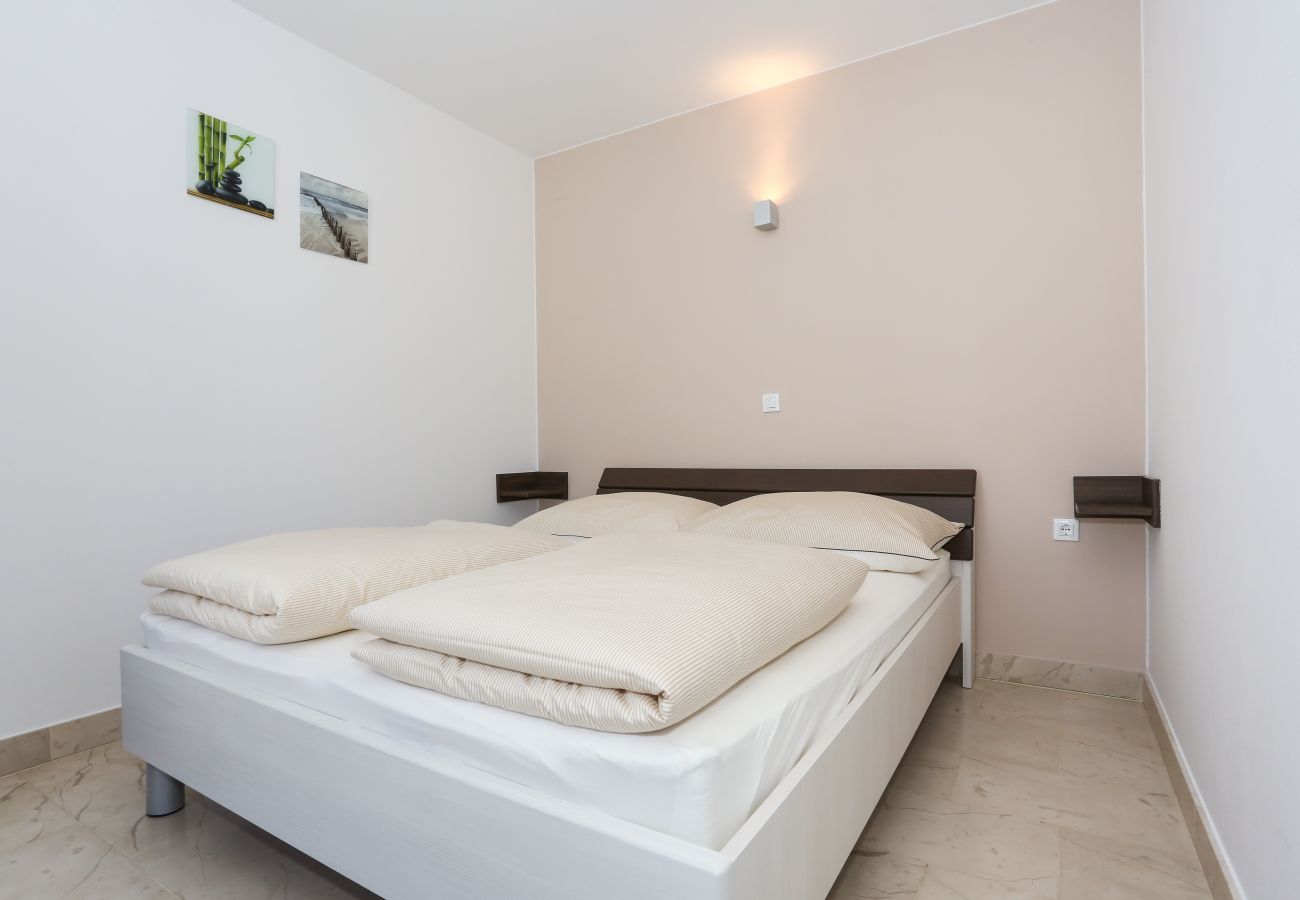 Ferienwohnung in Zadar - Sunadria Apartments-A3 two bedroom