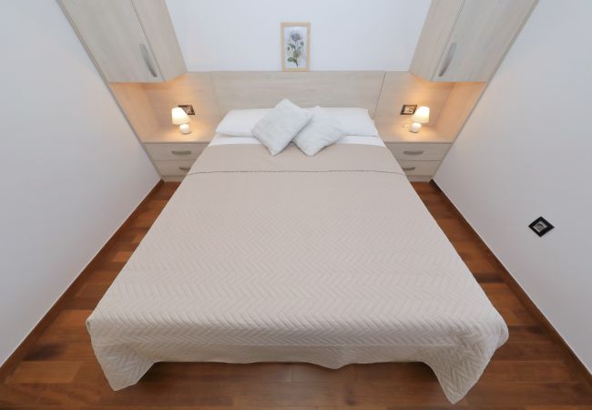 Ferienwohnung in Zadar - Villa Leda- A2- first floor Ferienwohnung in Zadar - Villa Leda- A2- first floor