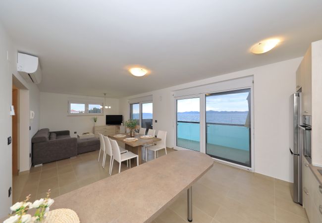 Ferienwohnung in Zadar - Villa Leda- A2- first floor Ferienwohnung in Zadar - Villa Leda- A2- first floor