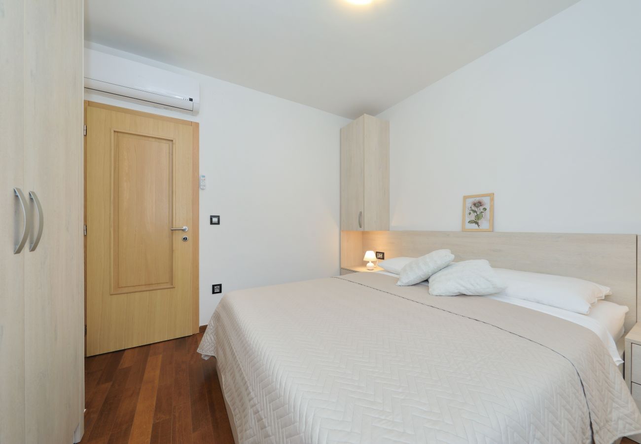 Ferienwohnung in Zadar - Villa Leda- A2- first floor