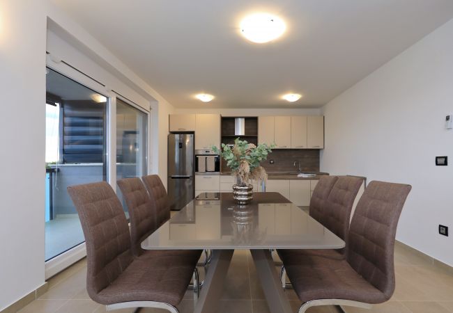 Ferienwohnung in Zadar - Villa Leda- A3- second floor and top roof Ferienwohnung in Zadar - Villa Leda- A3- second floor and top roof