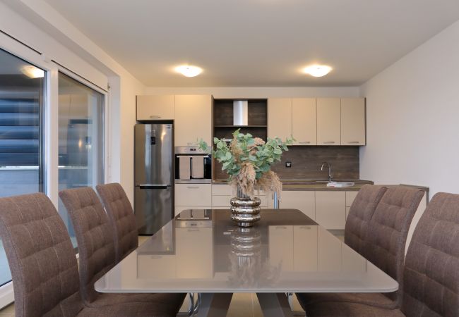 Ferienwohnung in Zadar - Villa Leda- A3- second floor and top roof Ferienwohnung in Zadar - Villa Leda- A3- second floor and top roof