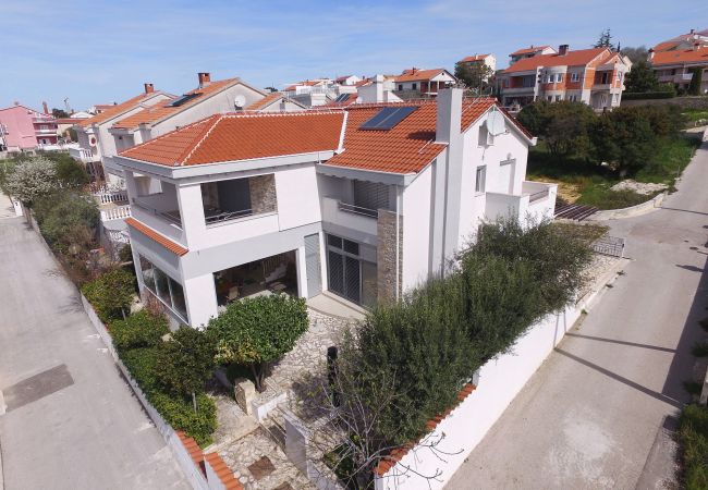 Ferienhaus in Zadar - Villa Adria Kožino