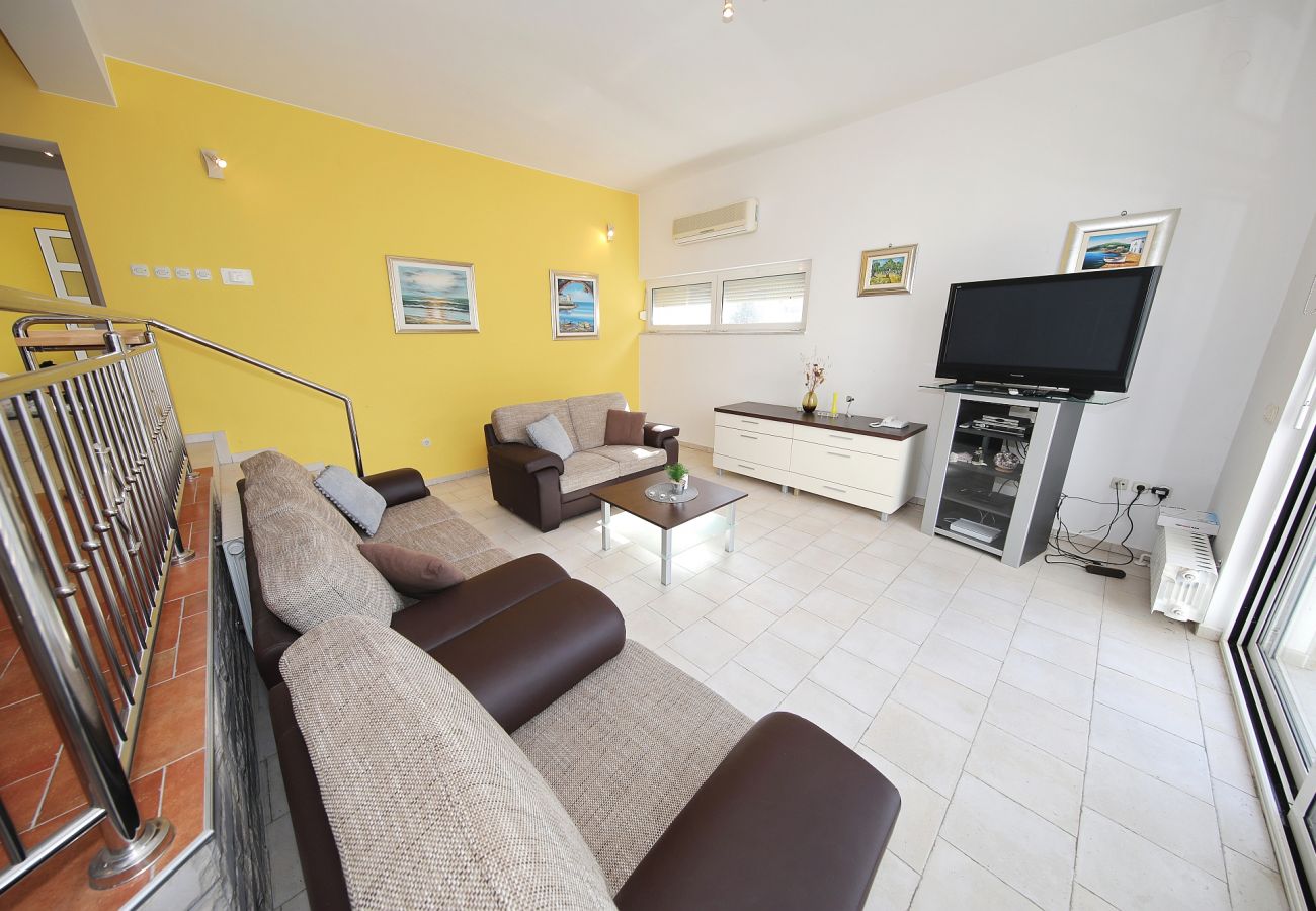 Ferienhaus in Zadar - Villa Adria Kožino