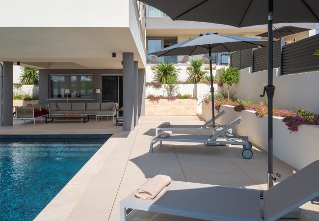 Villa in Petrcane - Villa La Tina Villa in Petrcane - Villa La Tina