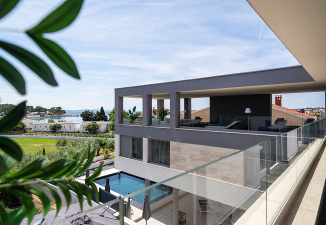 Villa in Petrcane - Villa La Tina Villa in Petrcane - Villa La Tina