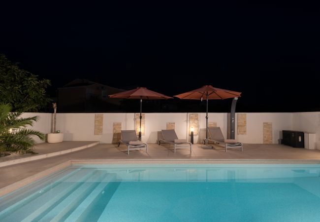 Villa in Petrcane - Villa La Thea Villa in Petrcane - Villa La Thea