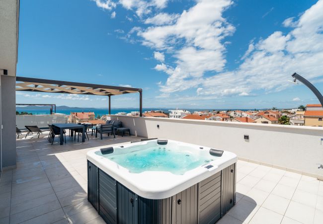 Ferienwohnung in Zadar - Skyline Serenity: Zadar's Premier Roof Terrace Ferienwohnung in Zadar - Skyline Serenity: Zadar's Premier Roof Terrace