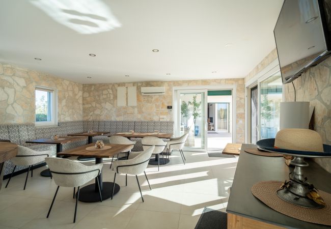 Aparthotel in Zaton - Villa Ljubica-Superior room Aparthotel in Zaton - Villa Ljubica-Superior room