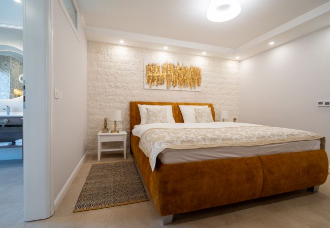 Aparthotel in Zaton - Villa Ljubica-Deluxe room Aparthotel in Zaton - Villa Ljubica-Deluxe room