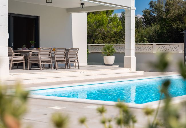 Villa in Petrcane - Villa Promona Petrčane Villa in Petrcane - Villa Promona Petrčane