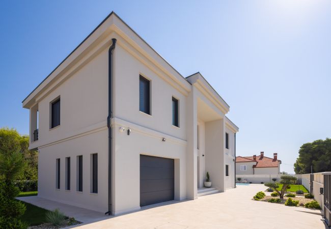 Villa in Petrcane - Villa Promona Petrčane Villa in Petrcane - Villa Promona Petrčane