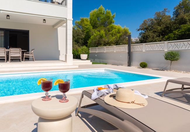 Villa in Petrcane - Villa Promona Petrčane Villa in Petrcane - Villa Promona Petrčane