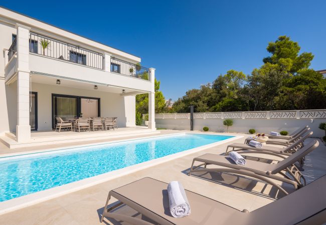 Villa in Petrcane - Villa Promona Petrčane Villa in Petrcane - Villa Promona Petrčane