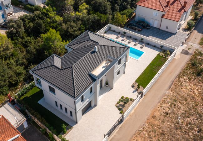 Villa in Petrcane - Villa Promona Petrčane Villa in Petrcane - Villa Promona Petrčane