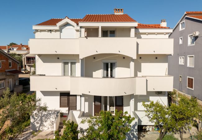 Ferienwohnung in Zadar - Marina Heights Residence – Luxe 2-Bedroom Retreat Ferienwohnung in Zadar - Marina Heights Residence – Luxe 2-Bedroom Retreat