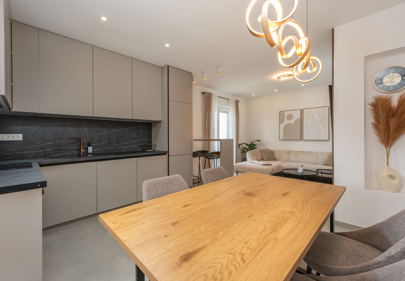 Ferienwohnung in Zadar - Marina Heights Residence – Luxe 2-Bedroom Retreat