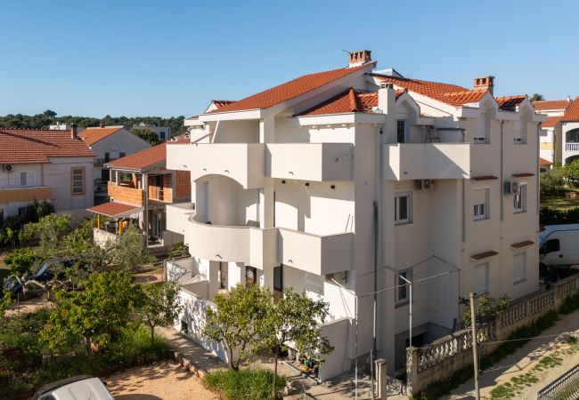 Ferienwohnung in Zadar - Marina Heights Residence-One bedroom apartment Ferienwohnung in Zadar - Marina Heights Residence-One bedroom apartment