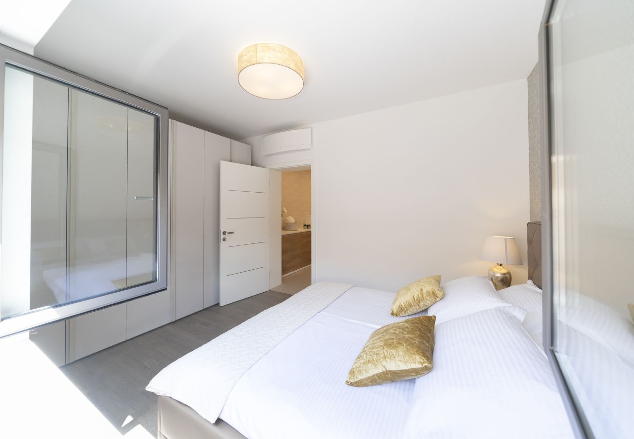 Ferienwohnung in Zadar - The Designer Luxe Apartment