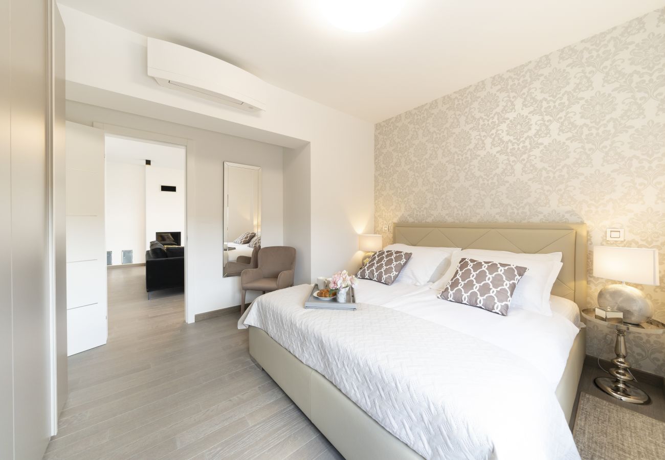 Ferienwohnung in Zadar - The Designer Luxe Apartment