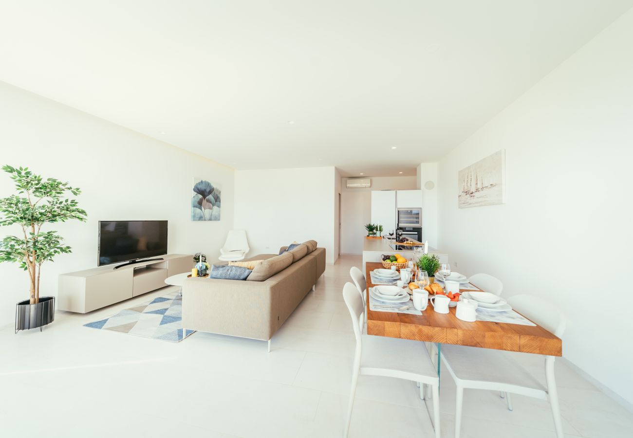 Ferienwohnung in Sukošan - Beachfront Luxe Designer Apartment