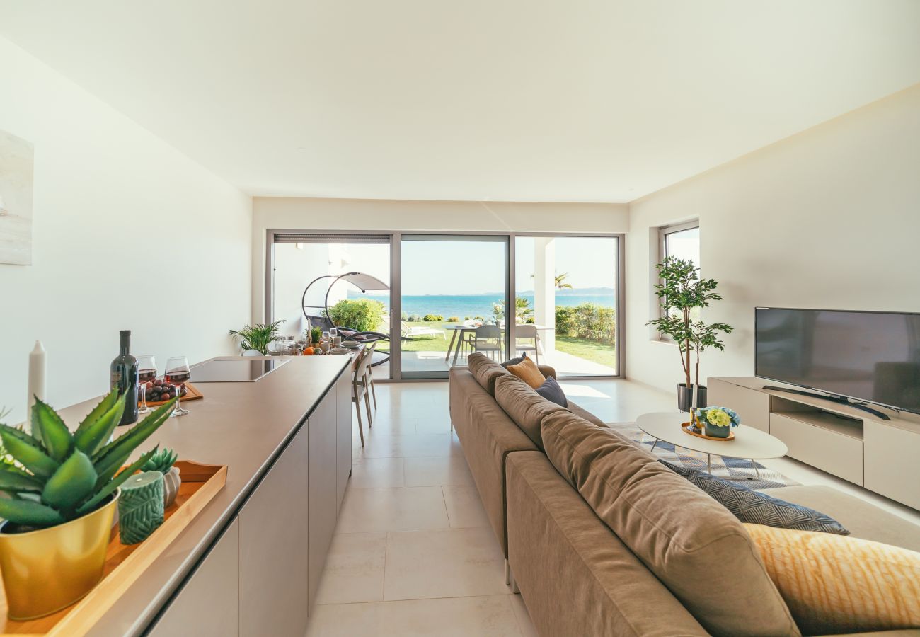 Ferienwohnung in Sukošan - Beachfront Luxe Designer Apartment