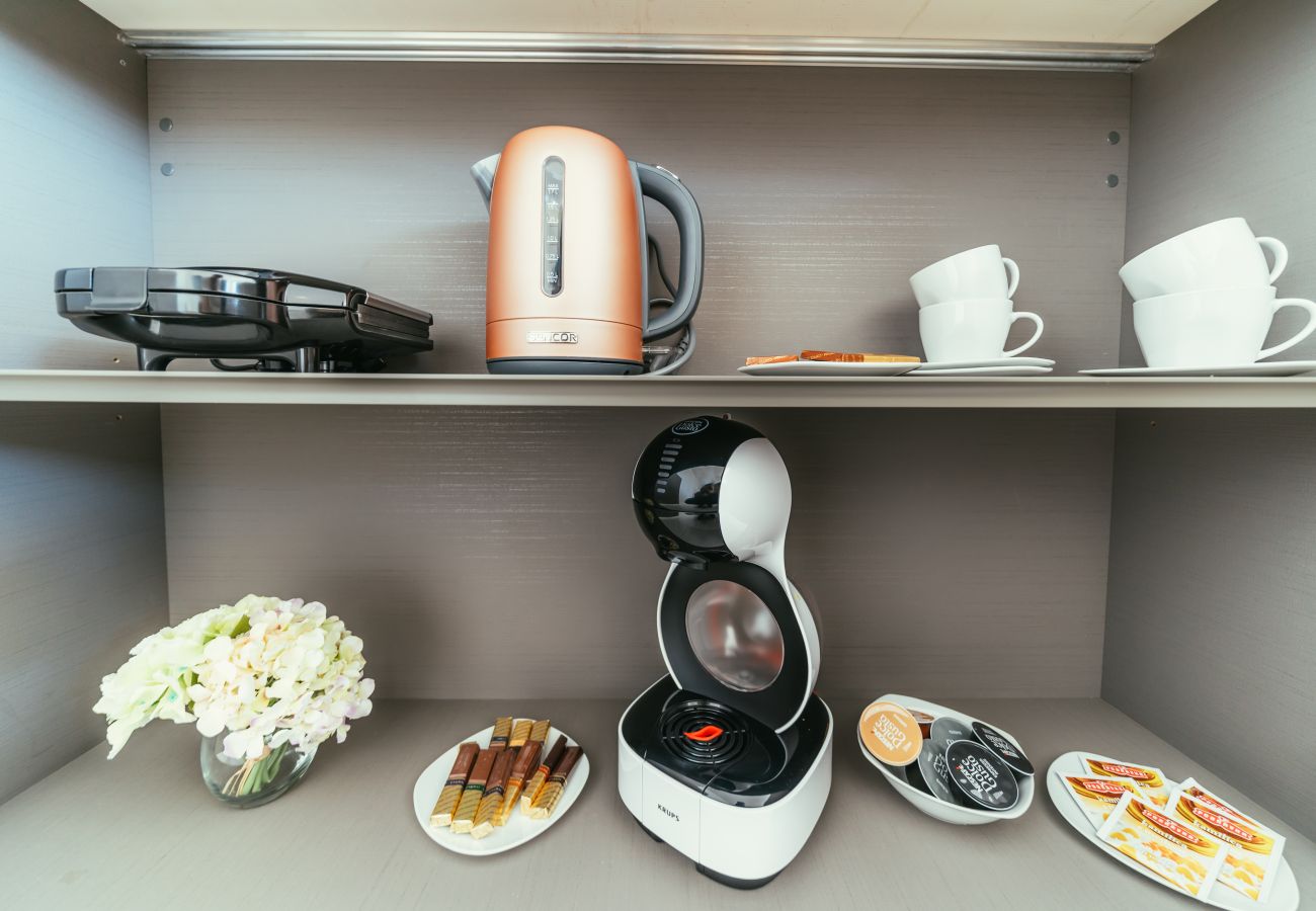 Ferienwohnung in Sukošan - Beachfront Luxe Designer Apartment