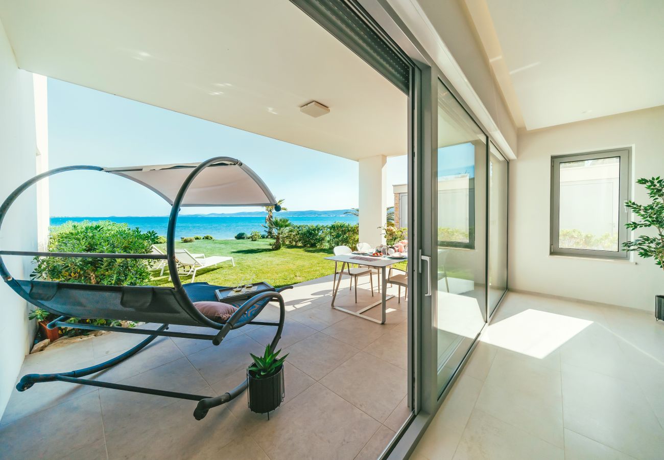 Ferienwohnung in Sukošan - Beachfront Luxe Designer Apartment