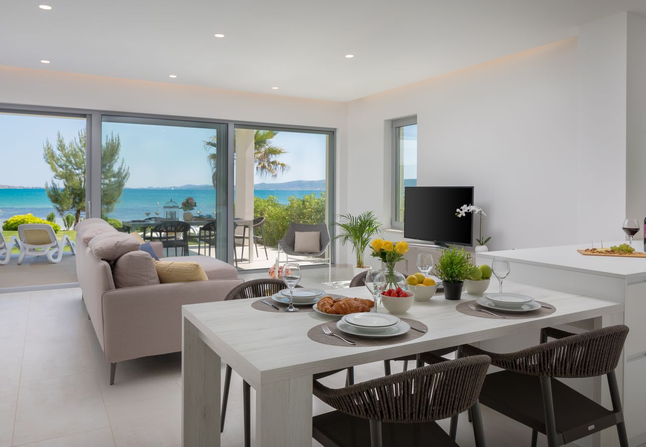 Ferienwohnung in Sukošan - Beachfront Luxe Designer Apartment