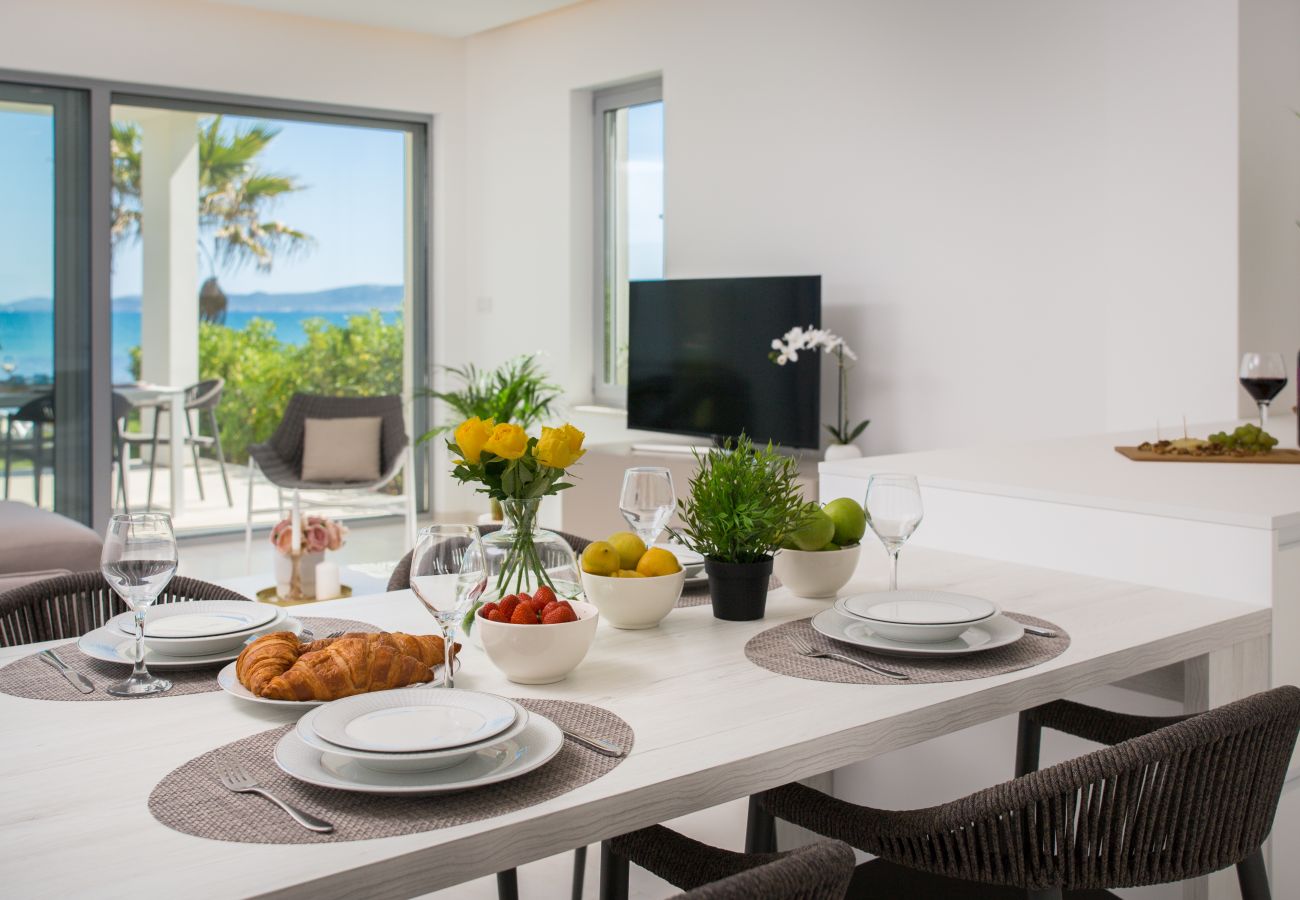 Ferienwohnung in Sukošan - Beachfront Luxe Designer Apartment