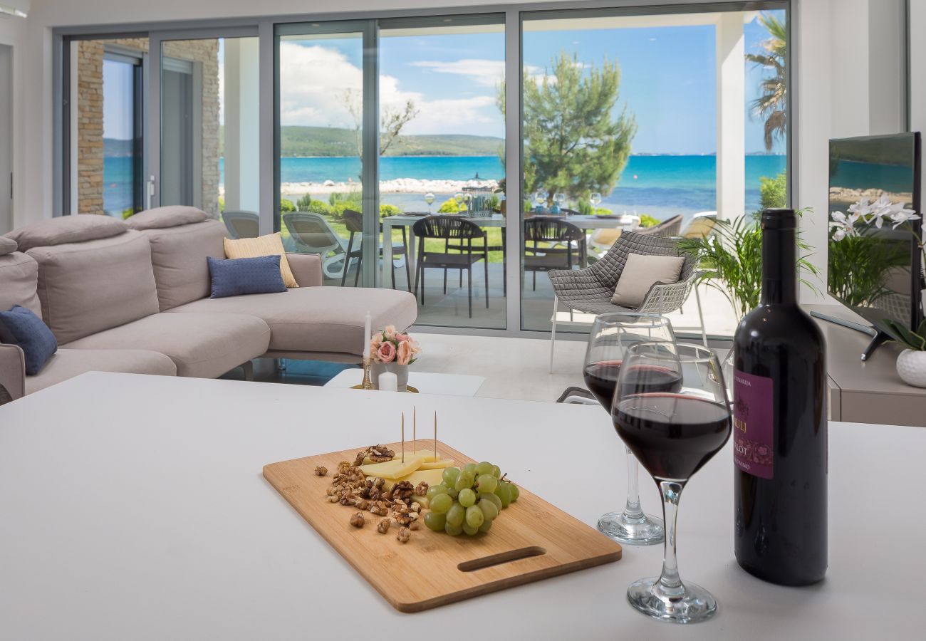 Ferienwohnung in Sukošan - Beachfront Luxe Designer Apartment