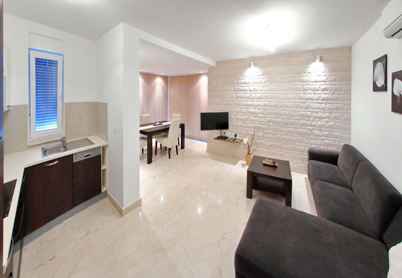 Apartment in Zadar - Sunadria Apartments-A2 one bedroom