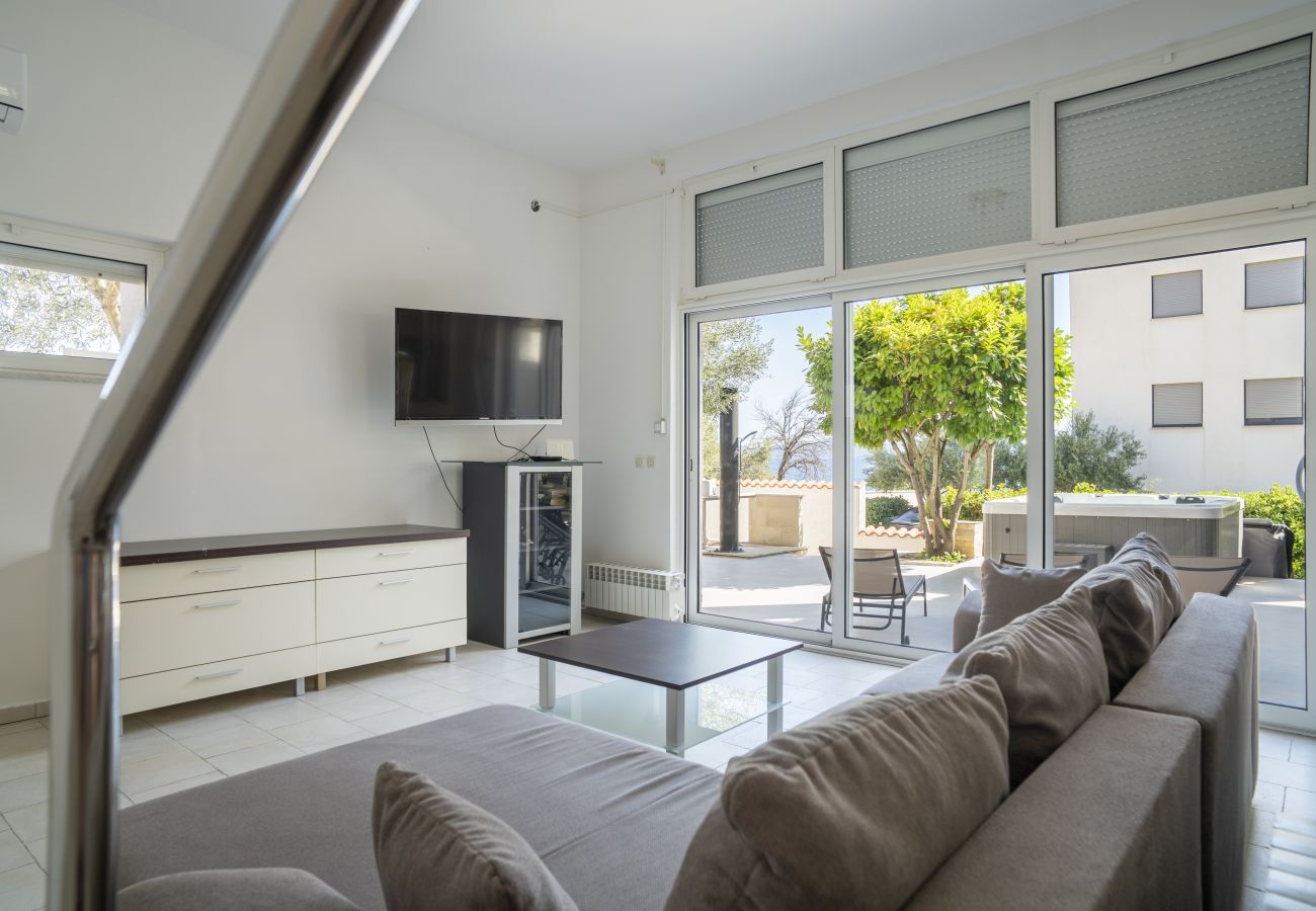 House in Zadar - Beachhouse Villa Adria Kožino