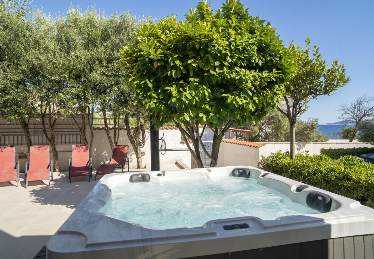 House in Zadar - Beachhouse Villa Adria Kožino