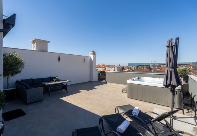 Apartment in Zadar - Zara Penthouse with top roof terrace and hot tub Apartment in Zadar - Zara Penthouse with top roof terrace and hot tub