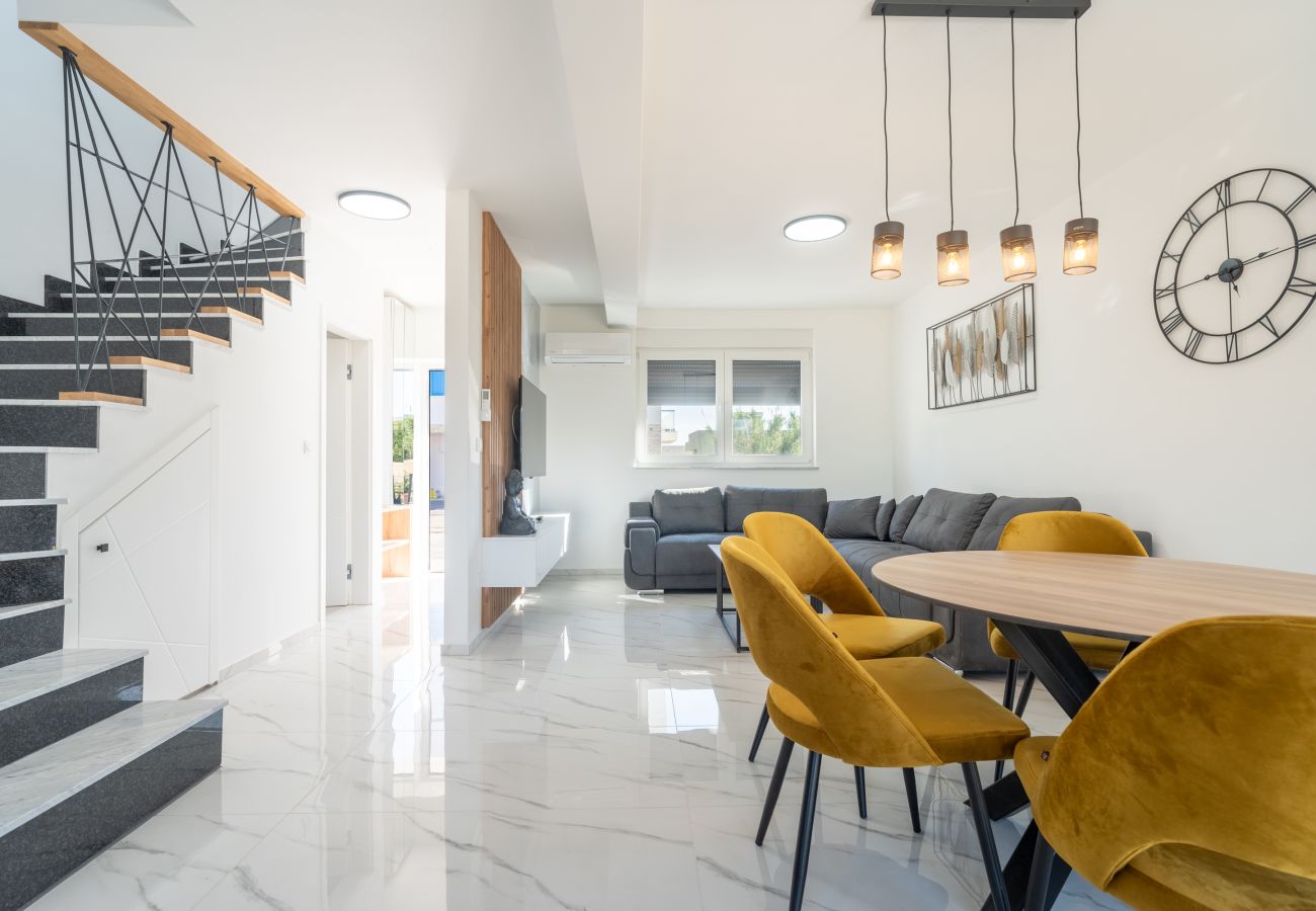 Apartment in Privlaka - Nebo Luxus-Premium vacation home Sun