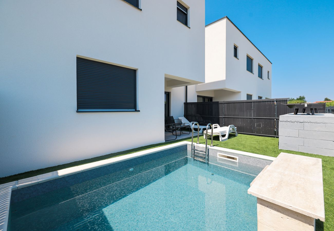 Apartment in Privlaka - Nebo Luxus-Premium vacation home Sand