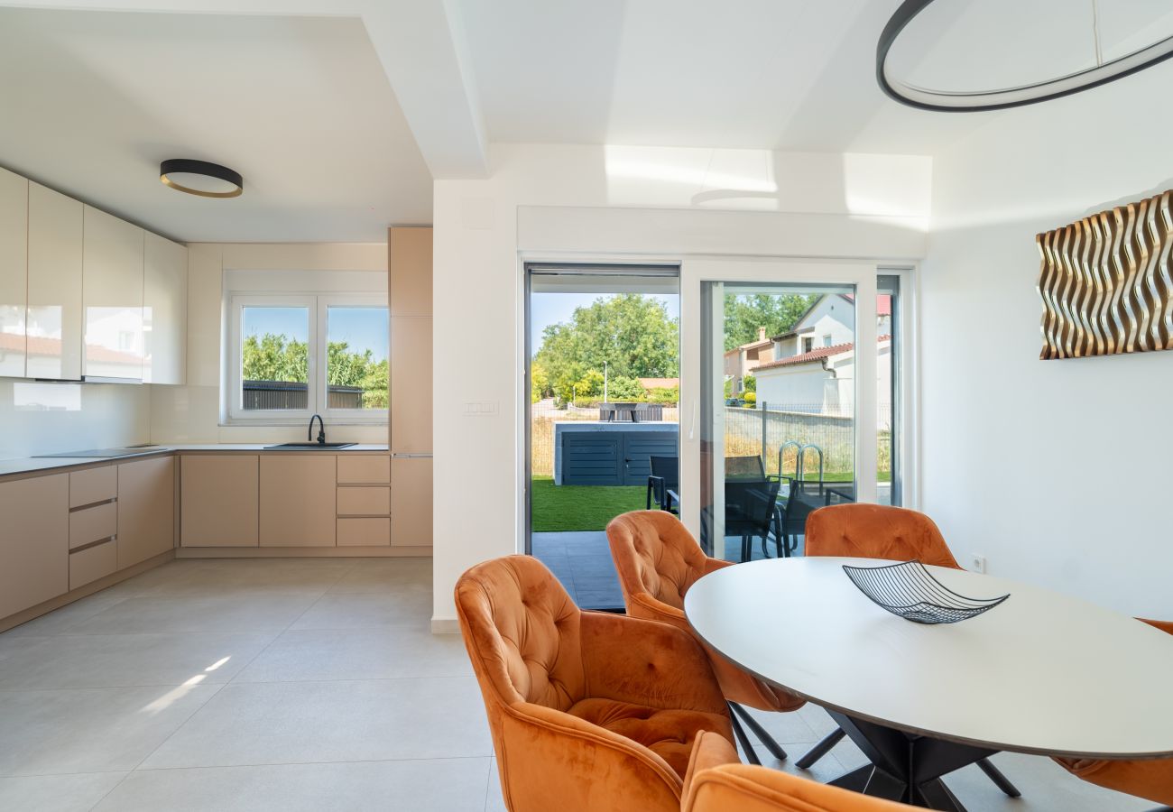 Apartment in Privlaka - Nebo Luxus-Premium vacation home Wind