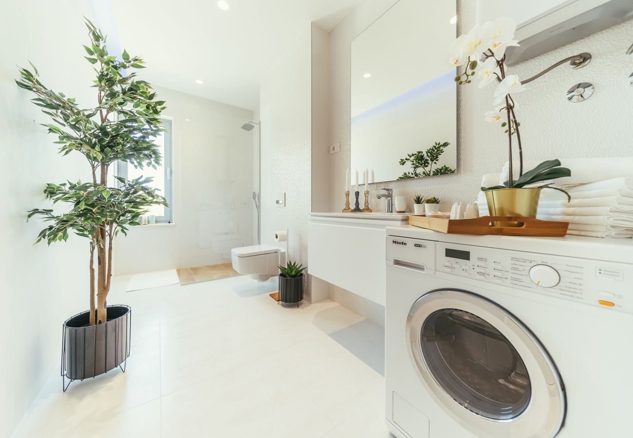 Apartment in Sukošan - Beachfront Luxe Designer Apartment